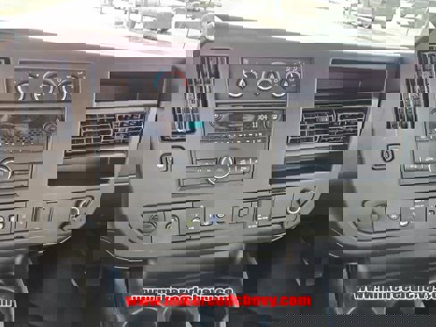 Used 2020 GMC Savana 2500 Extended w/ Driver Convenience Package image 15