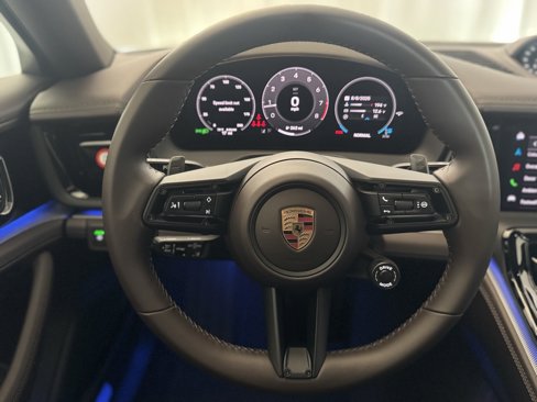New 2025 Porsche Panamera 4 image 20