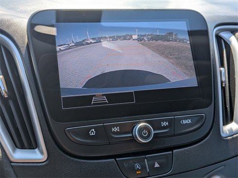 Used 2022 Chevrolet Malibu LT image 18