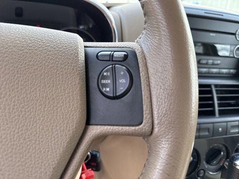 Used 2008 Ford Explorer XLT image 23