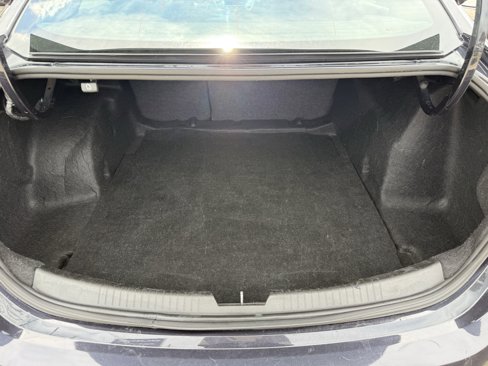 Used 2023 Chevrolet Malibu LT image 30