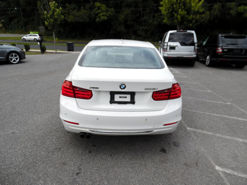 Used 2014 BMW 328i xDrive Sedan image 4
