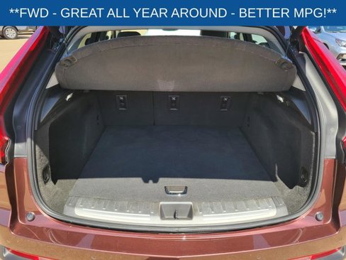 Used 2022 Cadillac XT4 Premium Luxury w/ Technology Package image 9
