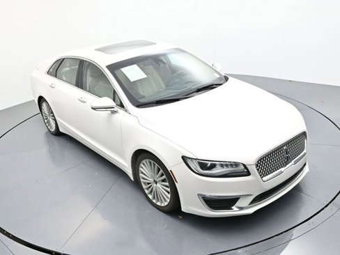 Used 2017 Lincoln MKZ Reserve w/ Climate Package image 28