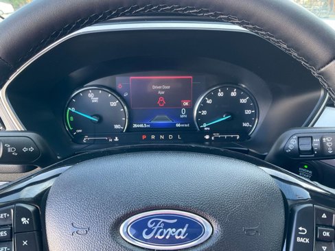 Certified 2022 Ford Escape SE w/ SE Sport Appearance Package image 64