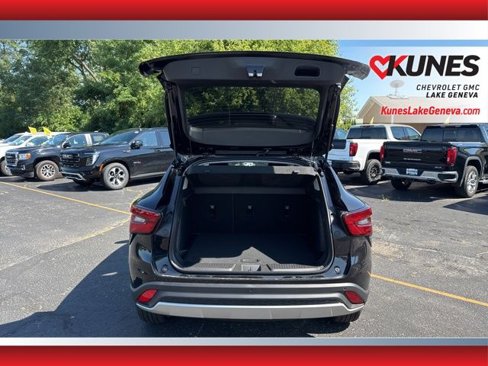 New 2025 Chevrolet Trax LT w/ Driver Confidence Package image 21