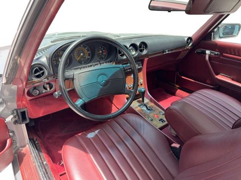 Used 1989 Mercedes-Benz 560 SL image 14