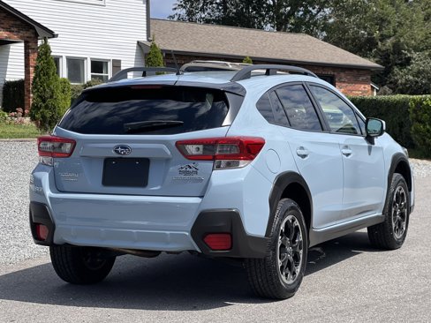 Used 2023 Subaru Crosstrek 2.0i image 3