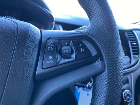 Used 2020 Chevrolet Trax LS w/ Tint and Cruise Package image 23