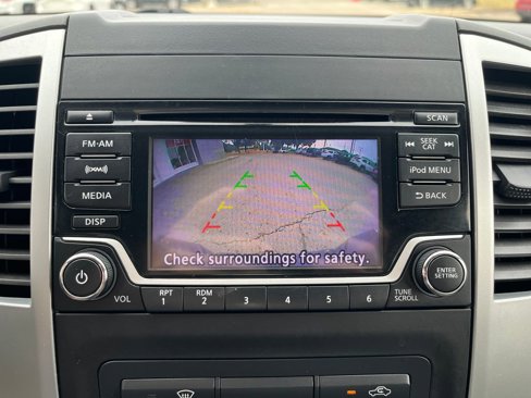 Used 2018 Nissan Frontier SV image 21