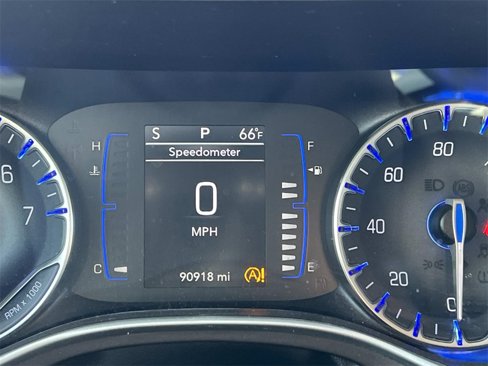 Used 2019 Chrysler Pacifica Touring Plus w/ Tire & Wheel Group image 20