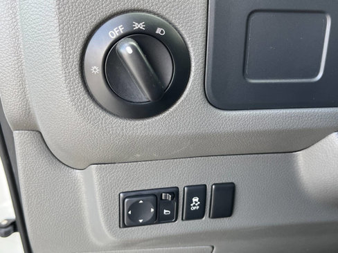 Used 2020 Nissan NV 1500 SV image 24