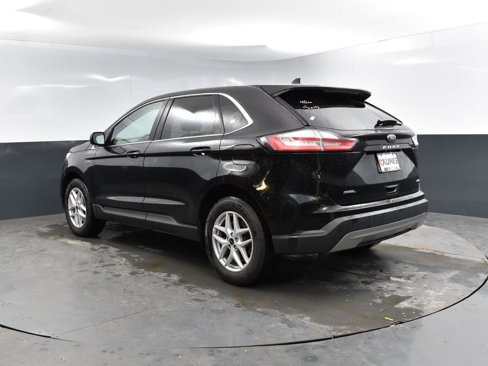 Used 2023 Ford Edge SEL image 9