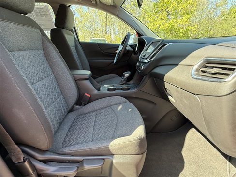 Used 2024 Chevrolet Equinox LT image 21