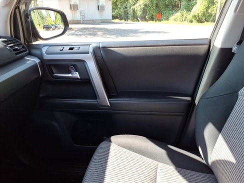 Used 2022 Toyota 4Runner SR5 image 31