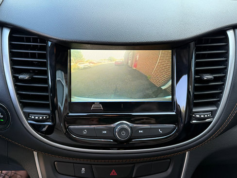 Used 2020 Ford Explorer XLT image 23