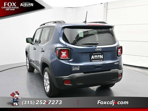 Used 2022 Jeep Renegade Latitude image 9