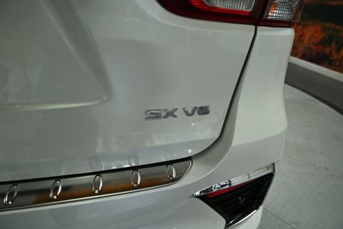 Used 2019 Kia Sorento SX image 16