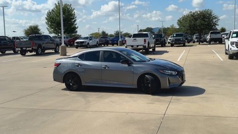 Used 2024 Nissan Sentra SR image 2