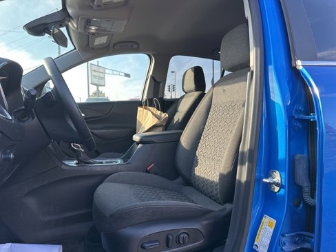Used 2024 Chevrolet Equinox LT w/ LPO, Floor Liner Package image 5