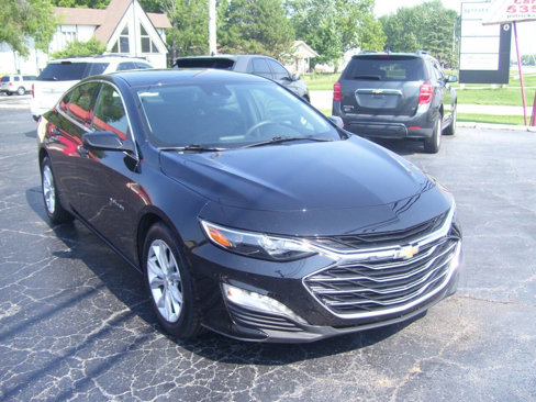 Used 2023 Chevrolet Malibu LT image 3