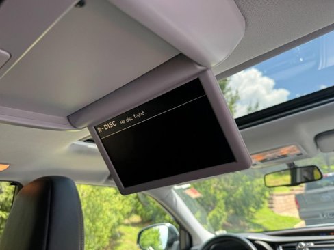 Used 2016 Toyota Highlander Limited image 11