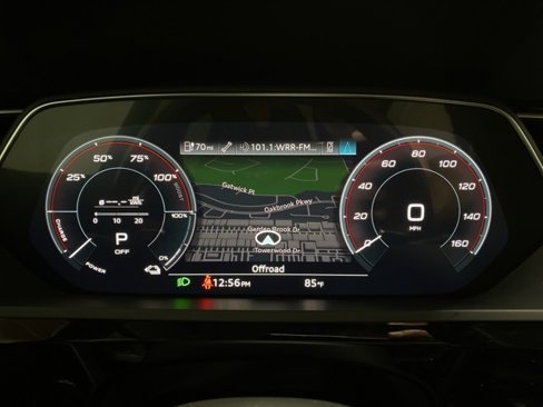Used 2021 Audi e-tron Premium w/ Black Optic Package image 9