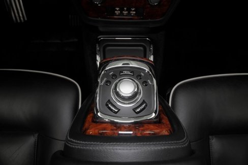 Used 2013 Rolls-Royce Phantom Sedan image 35