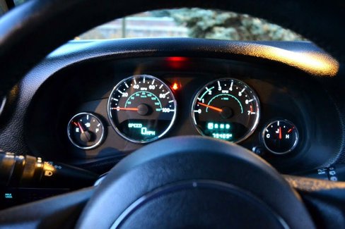 Used 2015 Jeep Wrangler Unlimited Rubicon w/ Dual Top Group image 18