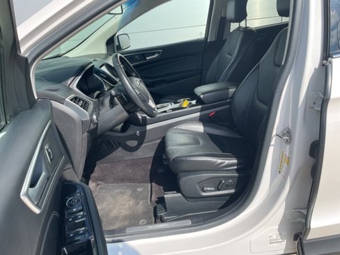 Used 2016 Ford Edge Titanium w/ Technology Package image 7