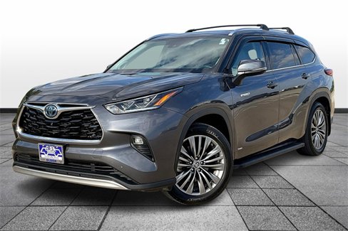 Used 2021 Toyota Highlander Platinum image 2