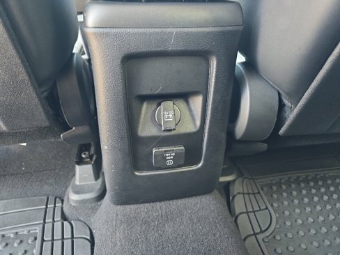 Used 2018 Dodge Journey GT w/ Driver Convenience Group image 38