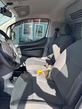 Used 2015 Nissan NV200 SV image 5