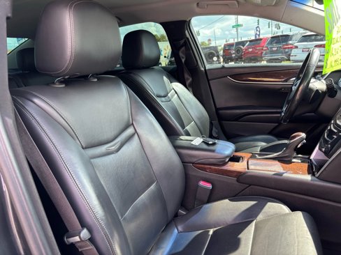 Used 2017 Cadillac XTS Luxury image 7