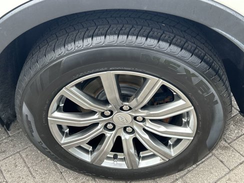 Used 2019 Cadillac XT4 Premium Luxury w/ Cold Weather Package image 28