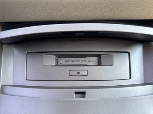 Used 2007 Toyota Avalon Limited image 29