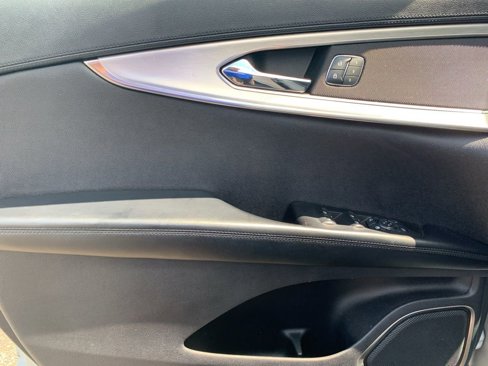 Used 2019 Lincoln Nautilus Premier image 14