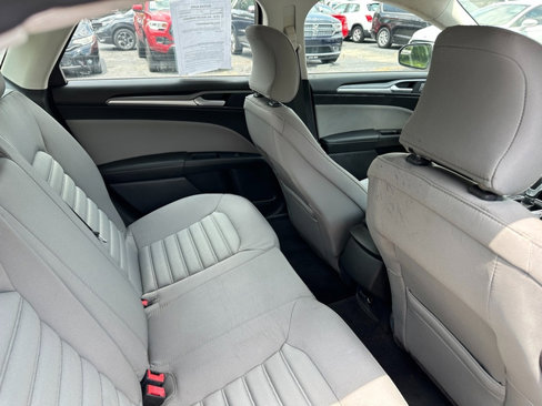 Used 2015 Ford Fusion S image 23