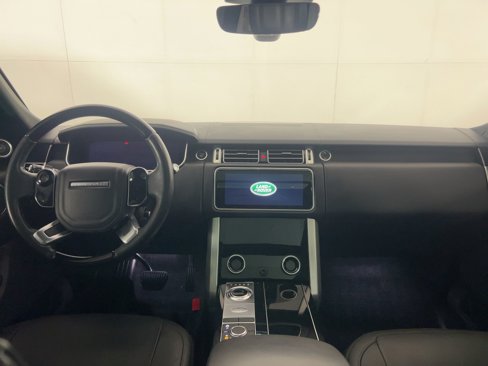 Used 2020 Land Rover Range Rover HSE image 14