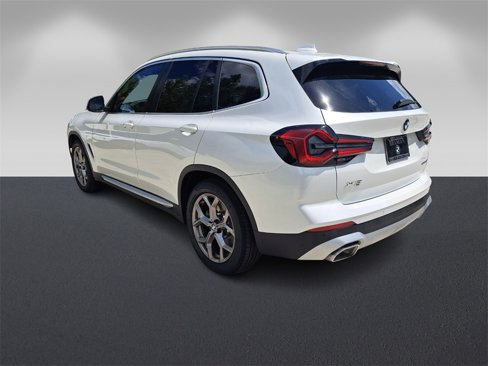 Certified 2022 BMW X3 sDrive30i w/ Premium Package 2 (ZPA) image 5