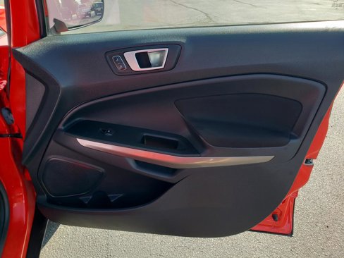 Used 2019 Ford EcoSport SE image 18