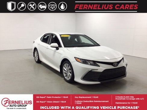 Used 2023 Toyota Camry LE image 1