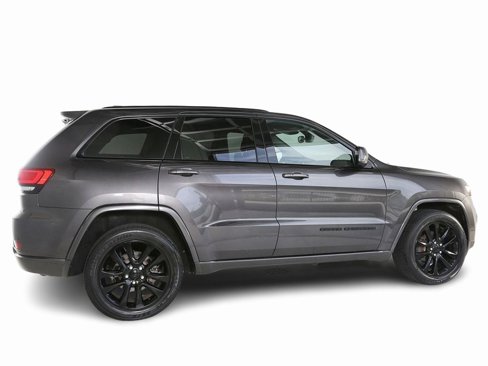 Used 2019 Jeep Grand Cherokee Altitude image 11