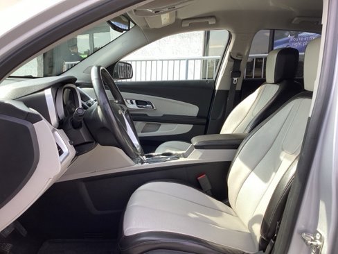 Used 2016 Chevrolet Equinox LTZ image 24