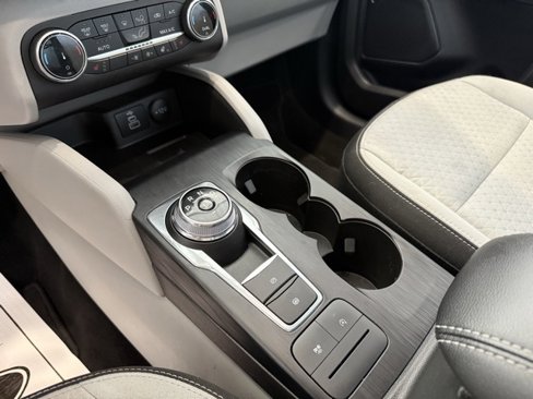 Used 2024 Ford Escape Active w/ Cold Weather Package image 23