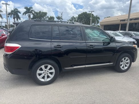 Used 2013 Toyota Highlander Plus image 4