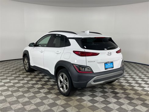 Used 2022 Hyundai Kona SEL image 12