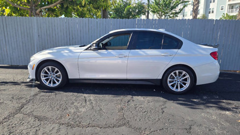 Used 2016 BMW 320i Sedan image 17