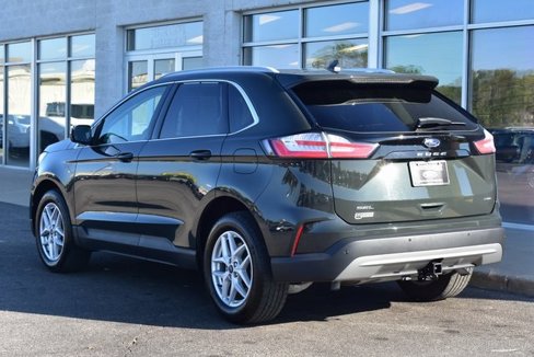 Used 2022 Ford Edge SEL w/ Convenience Package image 4