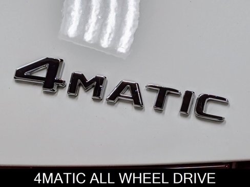 Used 2022 Mercedes-Benz GLA 250 4MATIC w/ Premium Package image 10